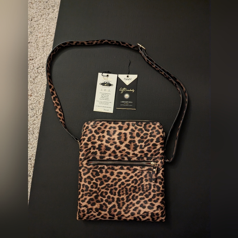 Crossbody purse